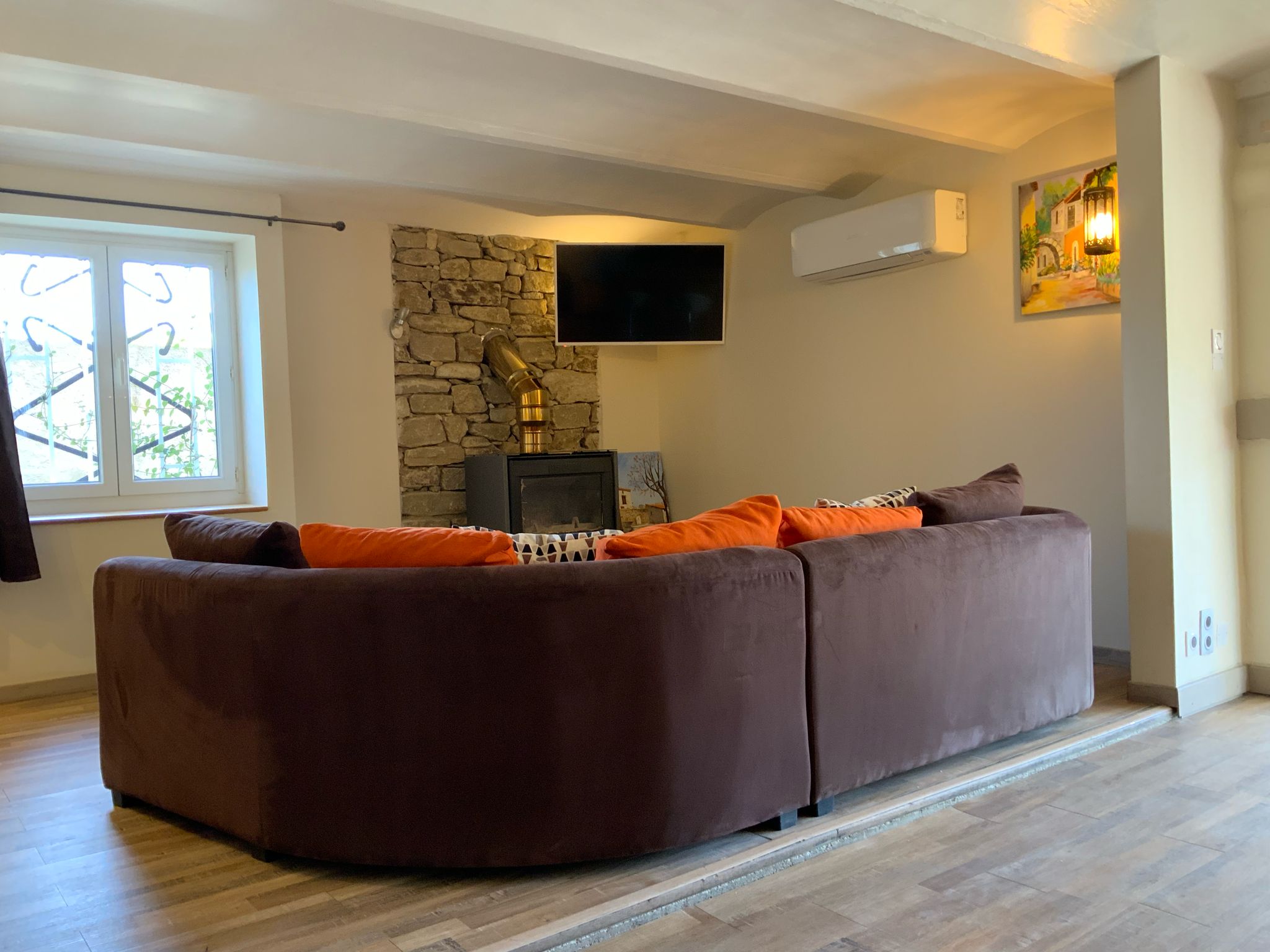 Salle de bain avec douche à l'italienne de l'Appartement RDC